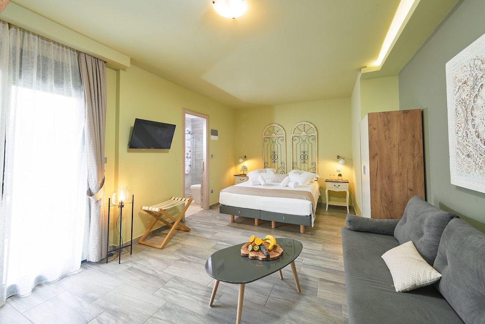 Mirabilia Boutique Hotel 60/86
