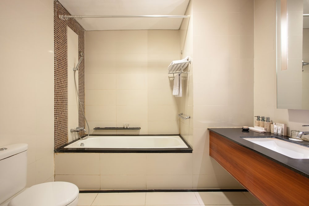 Jambuluwuk Malioboro Hotel Yogyakarta 63/66