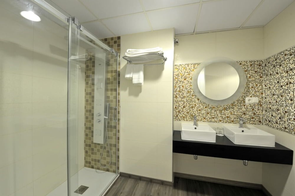 Hotel Salobrena Suites 31/34
