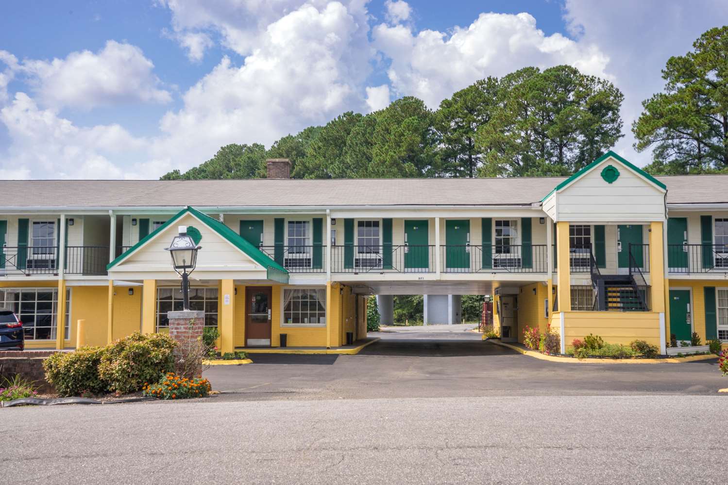 Days Inn By Wyndham Lincolnton 1/29