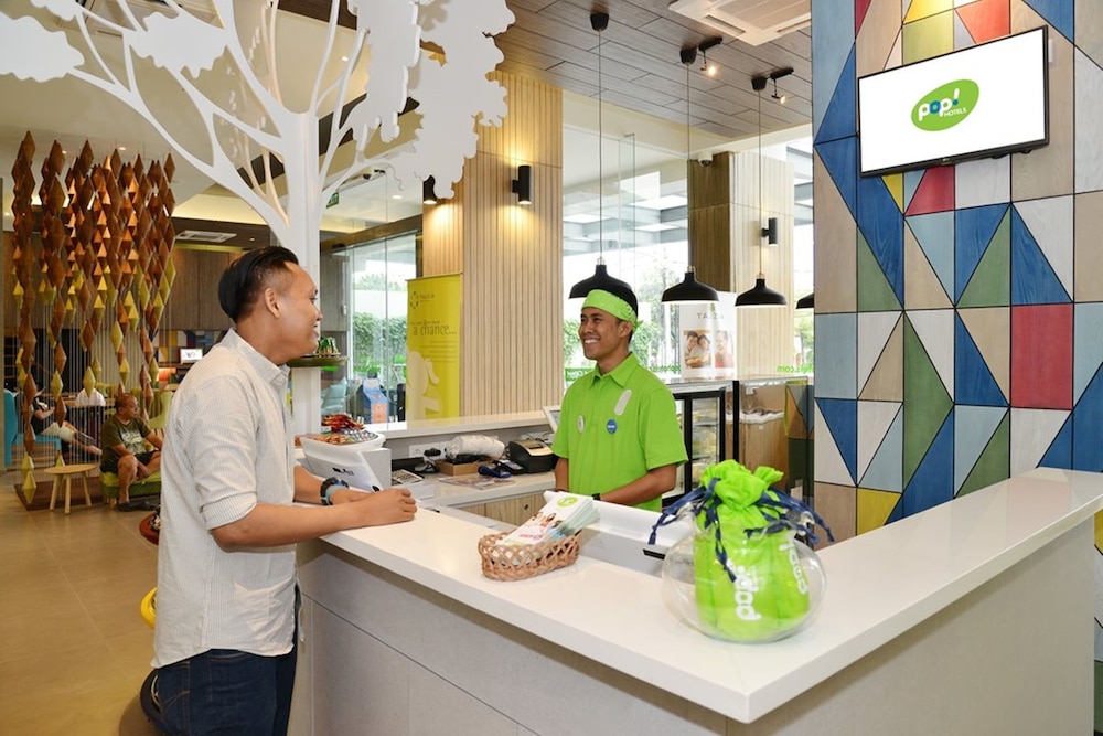 Pop Hotel Pasar Baru Jakarta 6/24