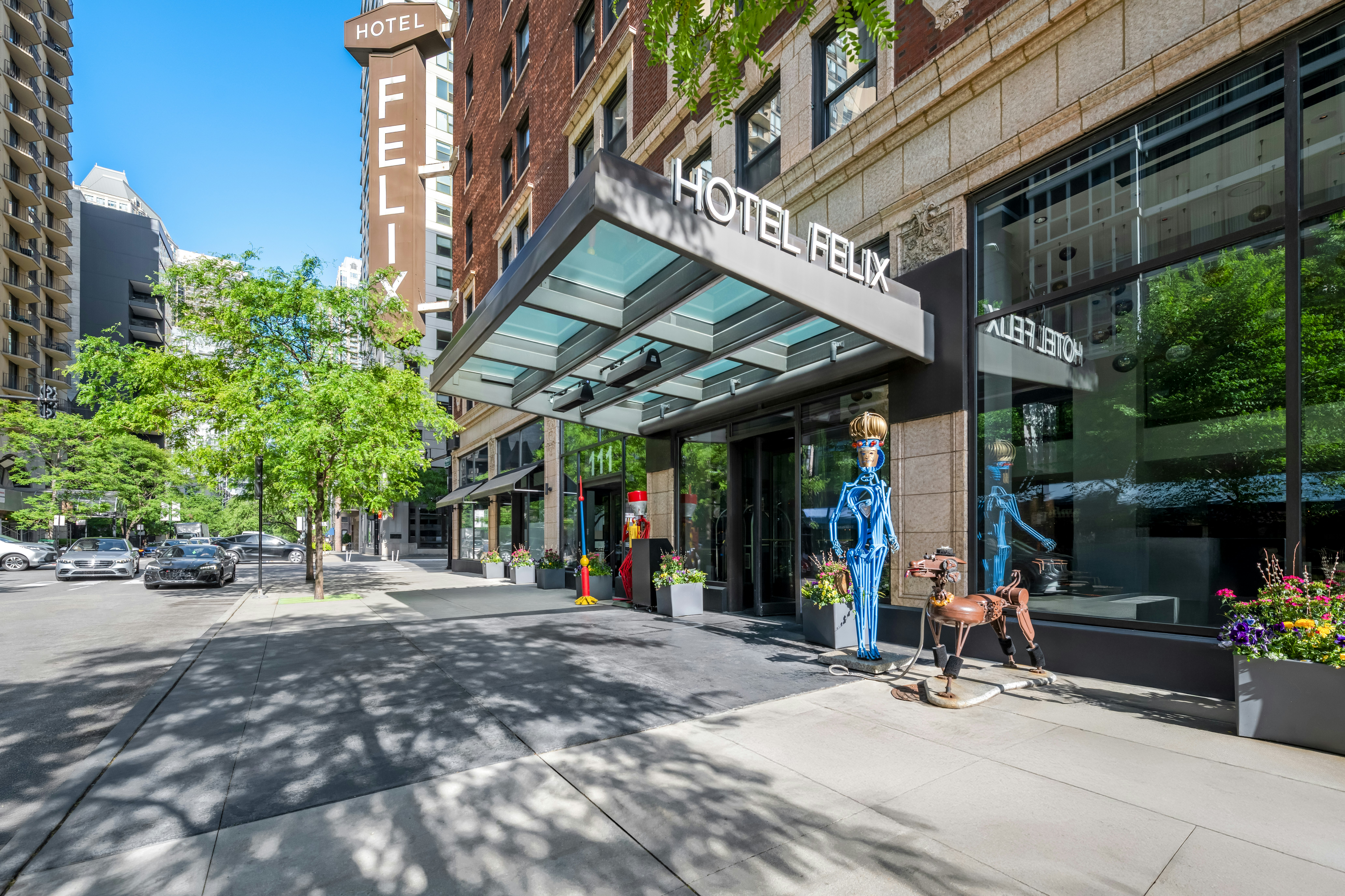Hotel Felix Chicago 69/78