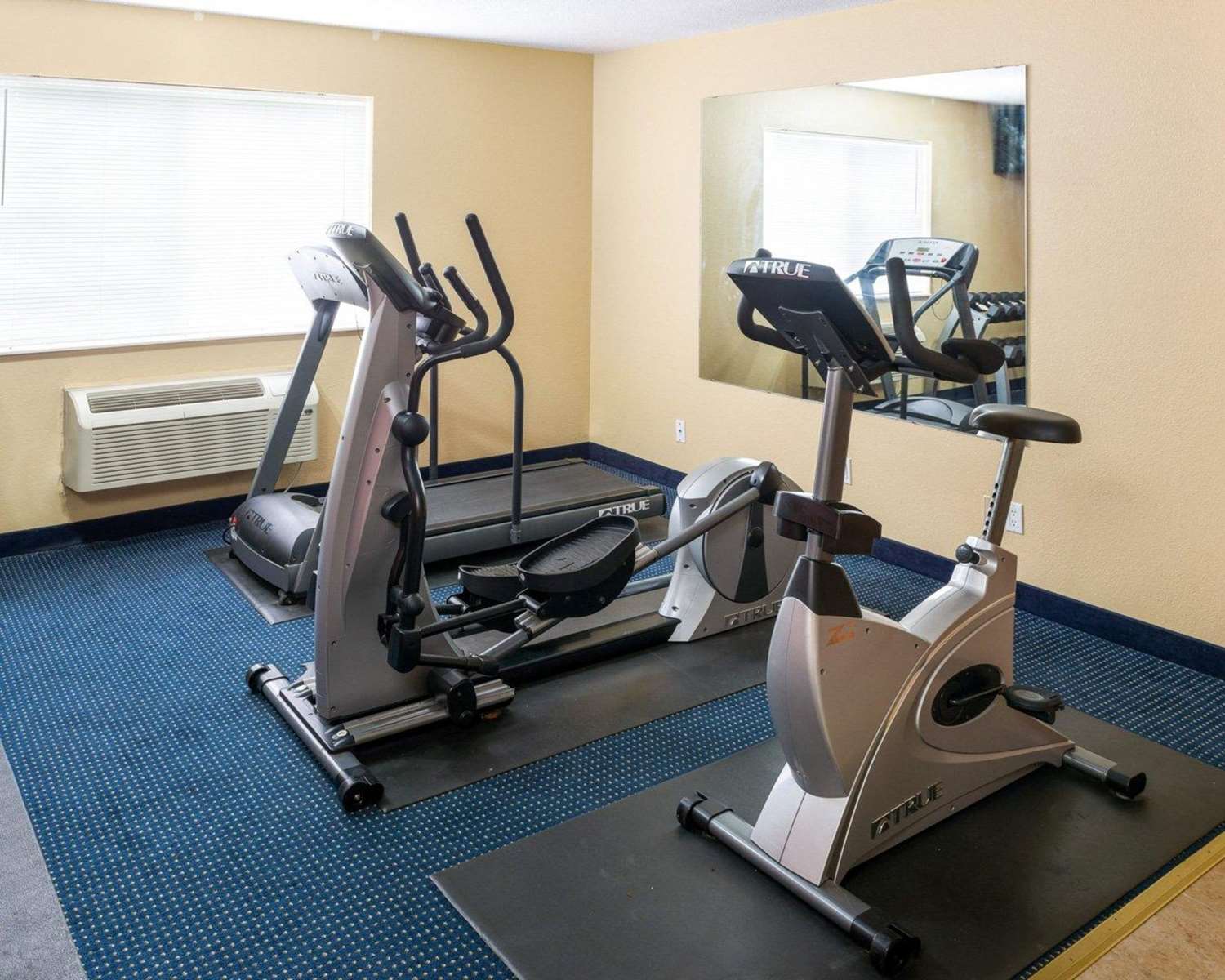 Quality Inn Lakeville North, MN 20/29