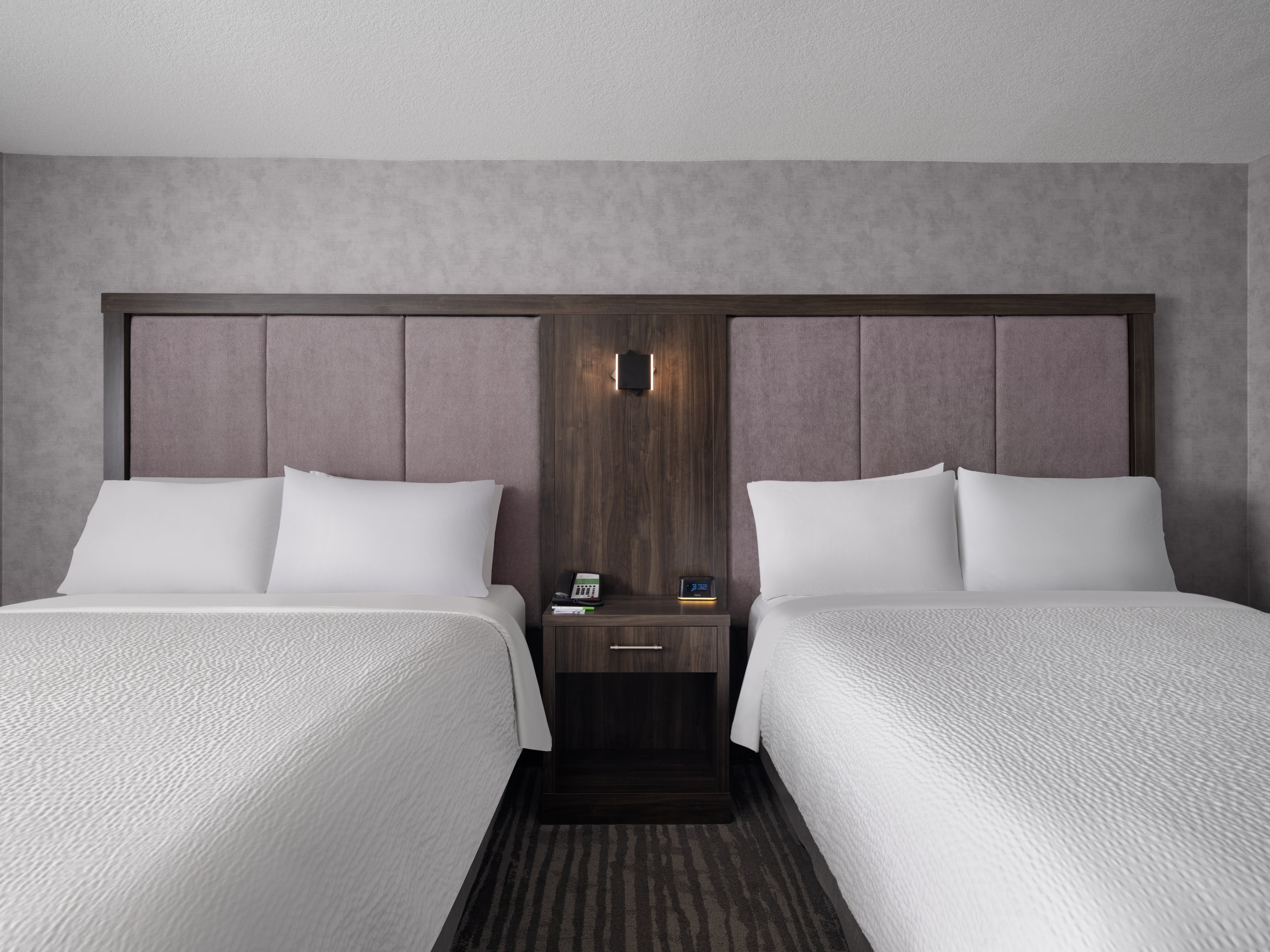 Holiday Inn Calgary- Airport 18/65
