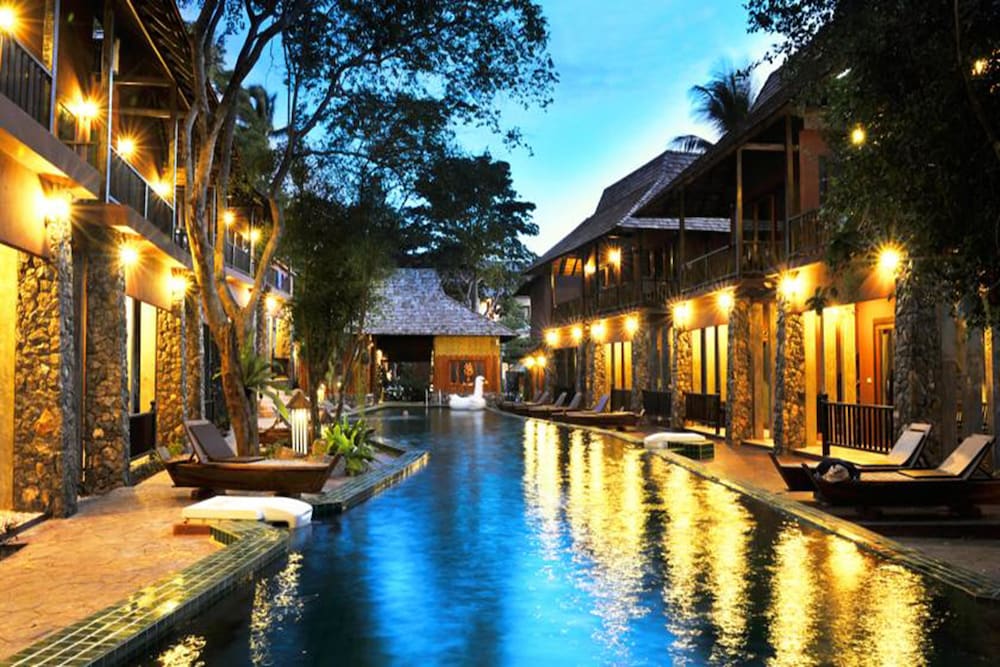 Koh Tao Beach Club 63/67