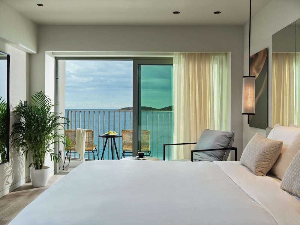 NIKO Seaside Resort MGallery - Adults Only 24/84