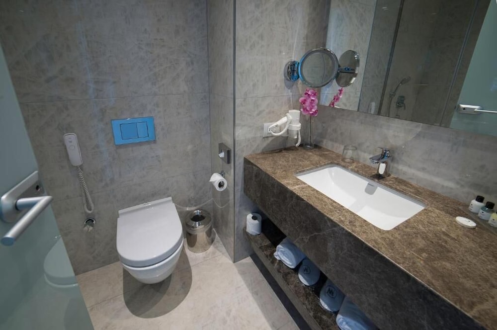 غرفة ركنية بسريرين منفصلين، Wish More Hotel 8/10