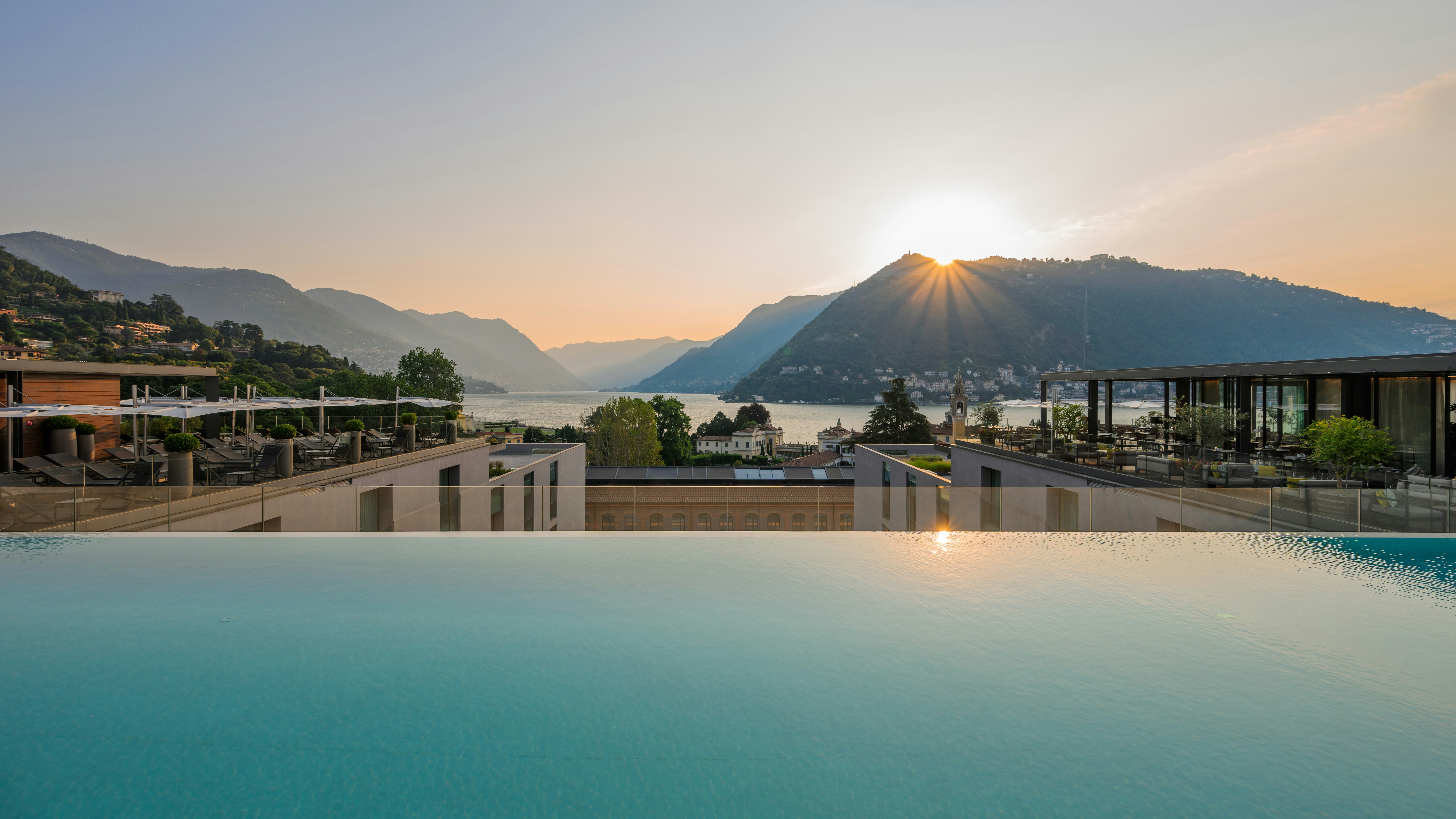 Hilton Lake Como 88/91