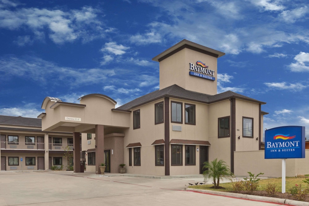 Baymont by Wyndham Bryan College Station 3/20