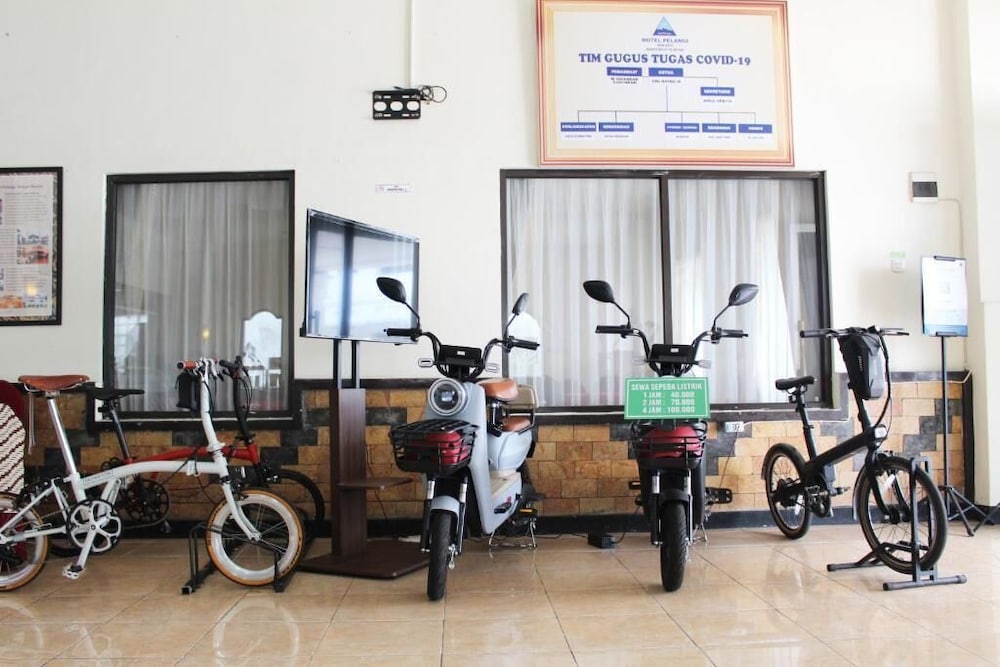 Hotel Pelangi Malang 33/58
