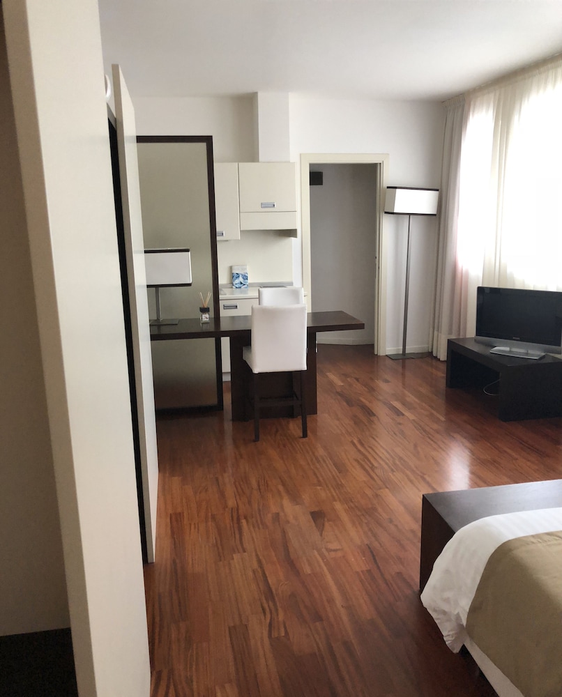 Eden Rock Resort 34/63