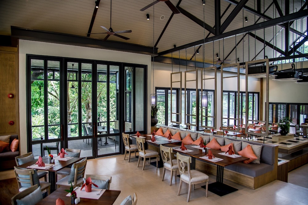 Flora Creek Chiang Mai 56/77
