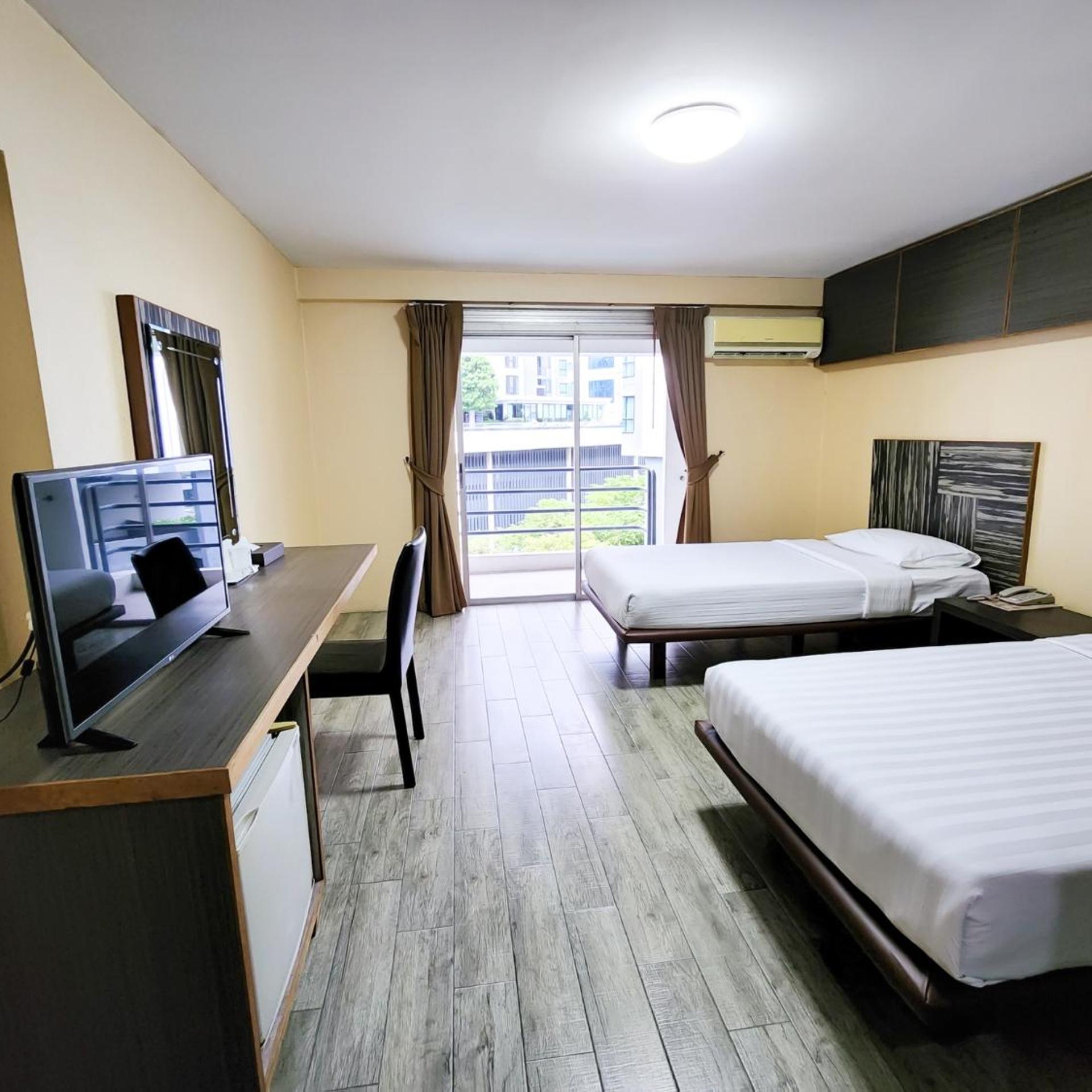 Watana Hotel Bangkok 16/63