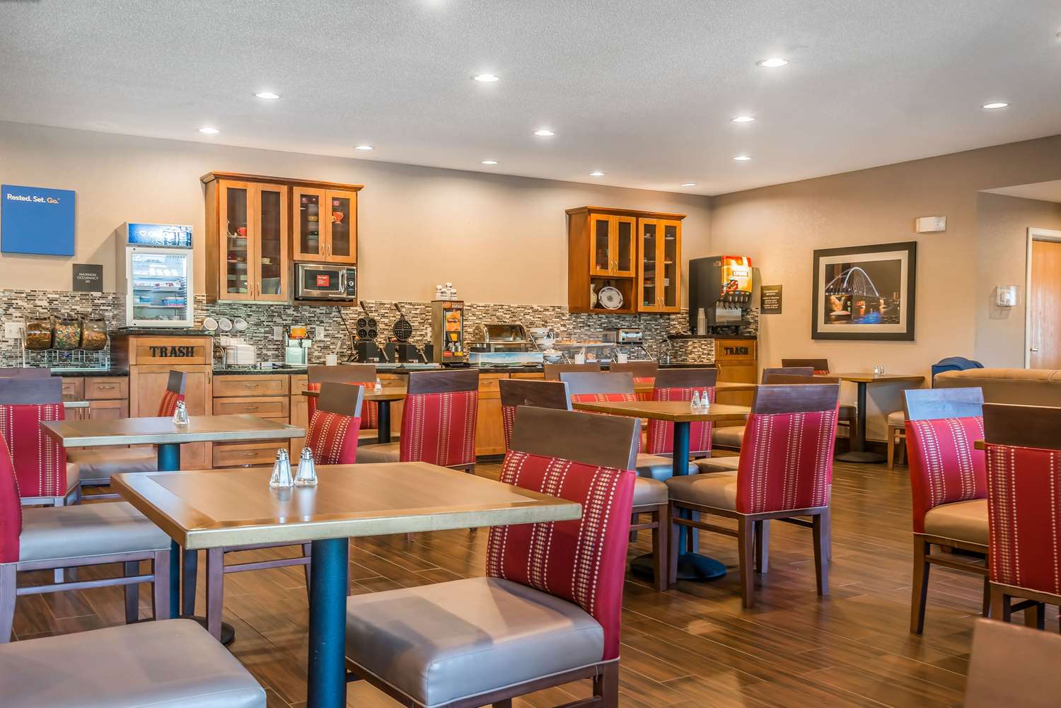Country Inn and Suites by Radisson Stillwater MN 10/16