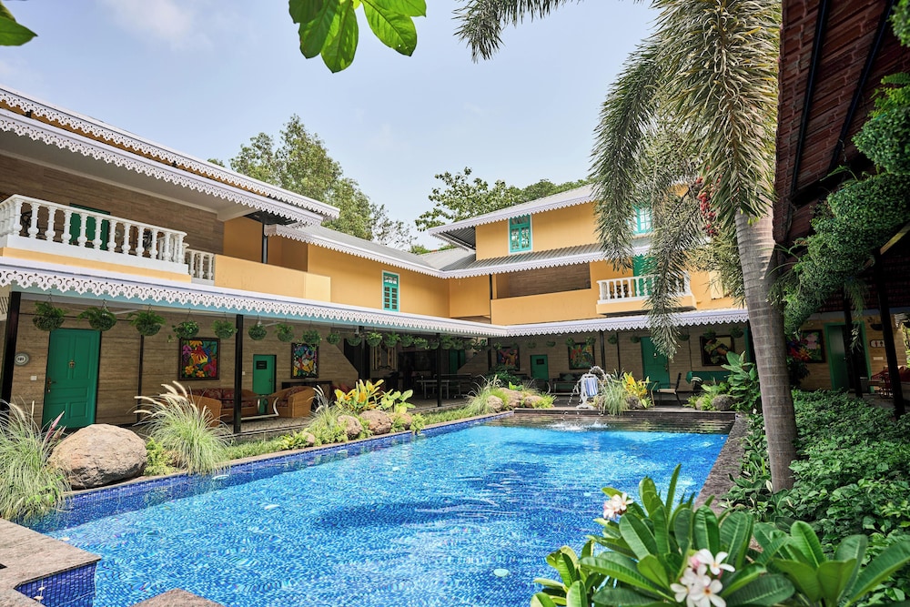 Mayfair Manor Alibag 6/39