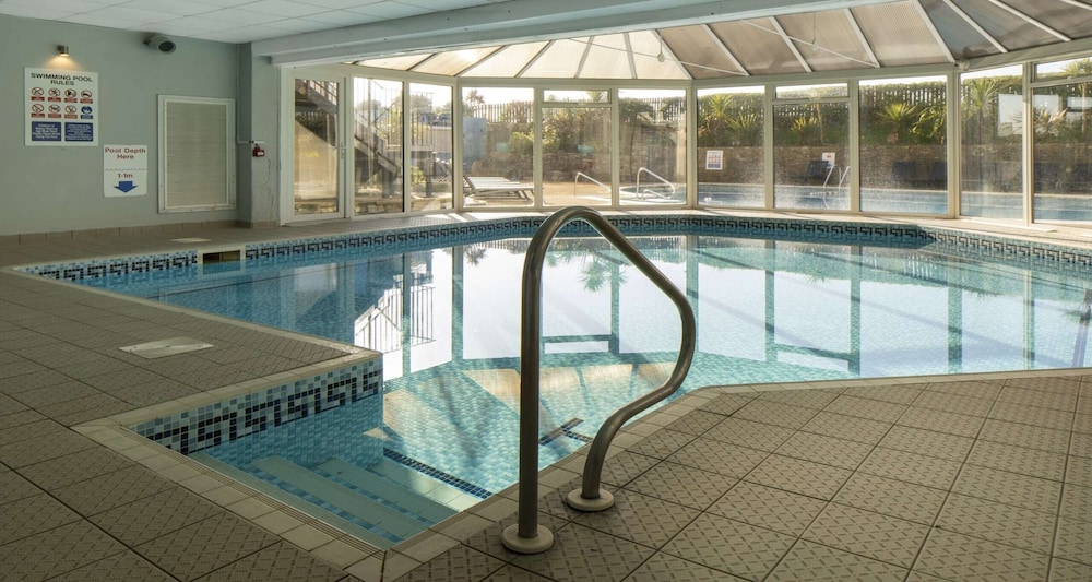Bournemouth Carlton Hotel By Belvilla — 6