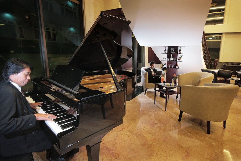 Swiss-Belhotel Tarakan 39/63