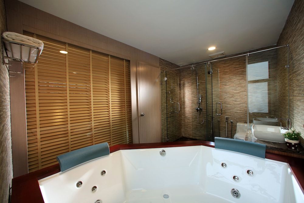 IZUMI HOTEL BUKIT BINTANG 52/52