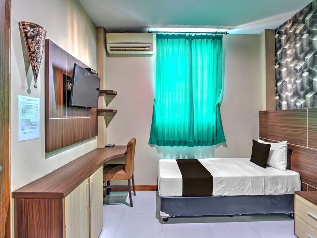 Townhouse Oak Syariah near Stasiun Purwosari formerly Graha Gentan Solo 6/13