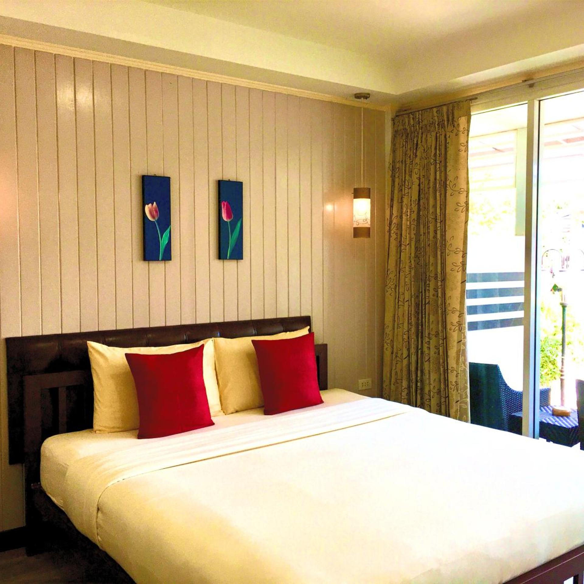 Room, Double Bed, Garden View