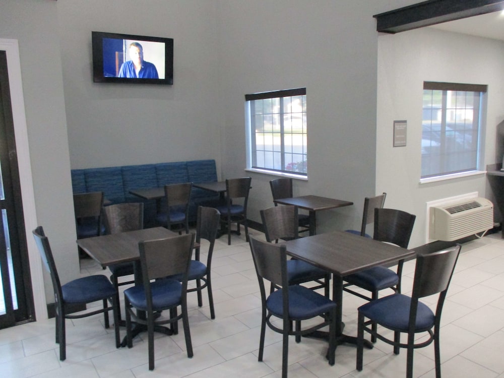 Best Western Atoka Inn And Suites 21/38