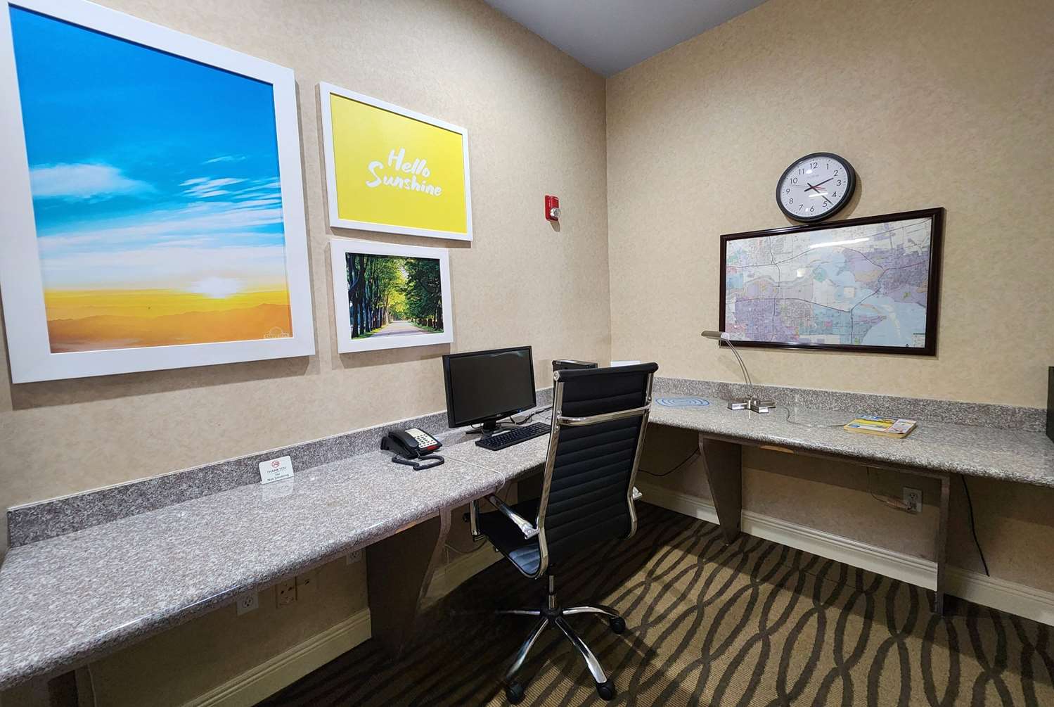 Studio6 Suites Pasadena, TX 33/45