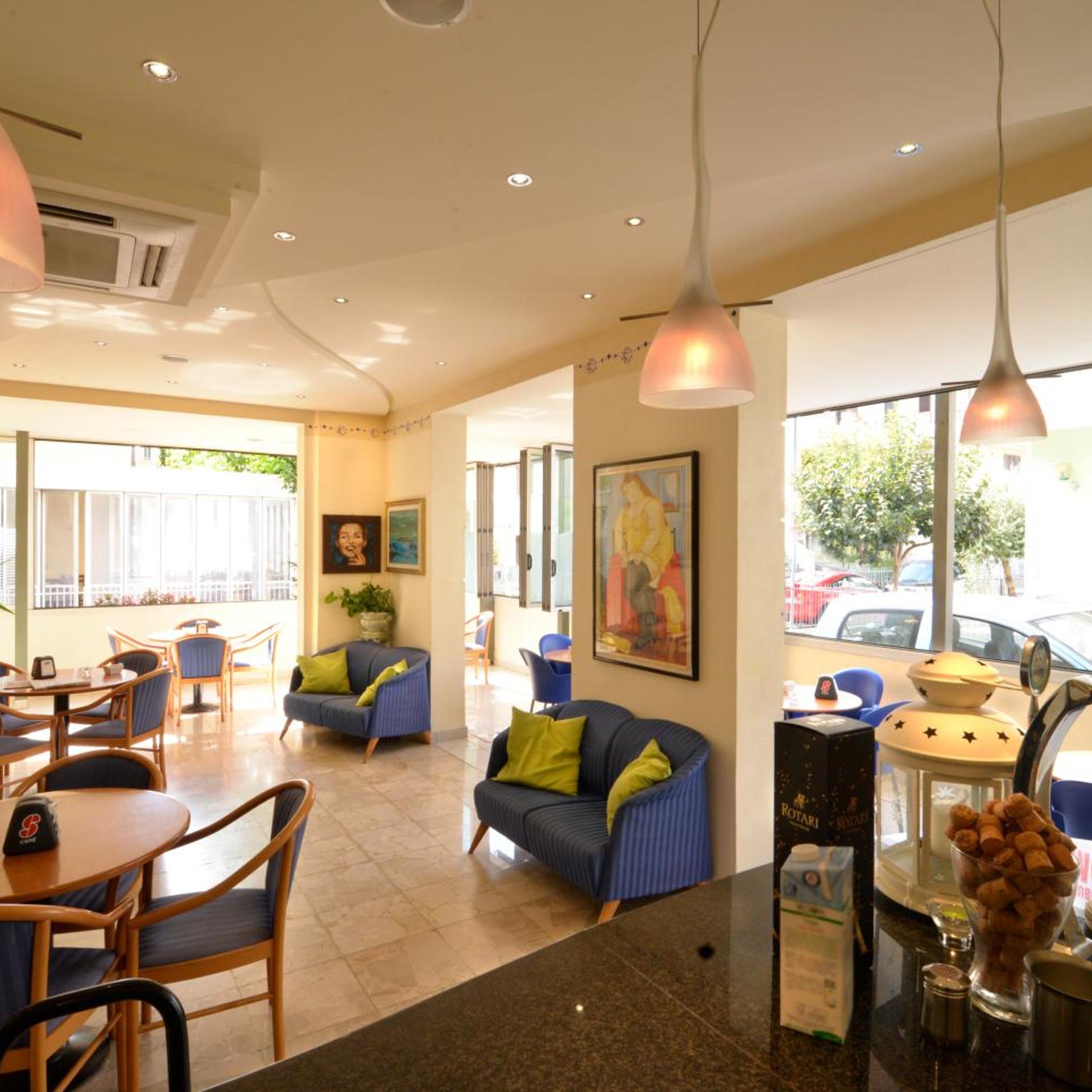 Hotel Ave 27/50
