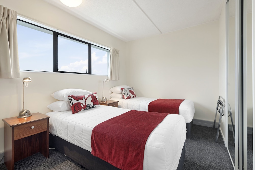 The Parnell Hotel and Conference Centre 6/27