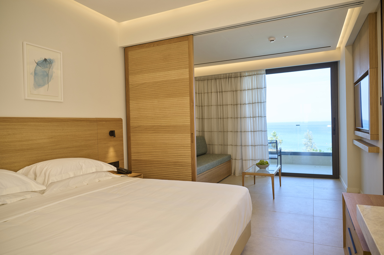 Sunrise Emerald Hotel 24/77