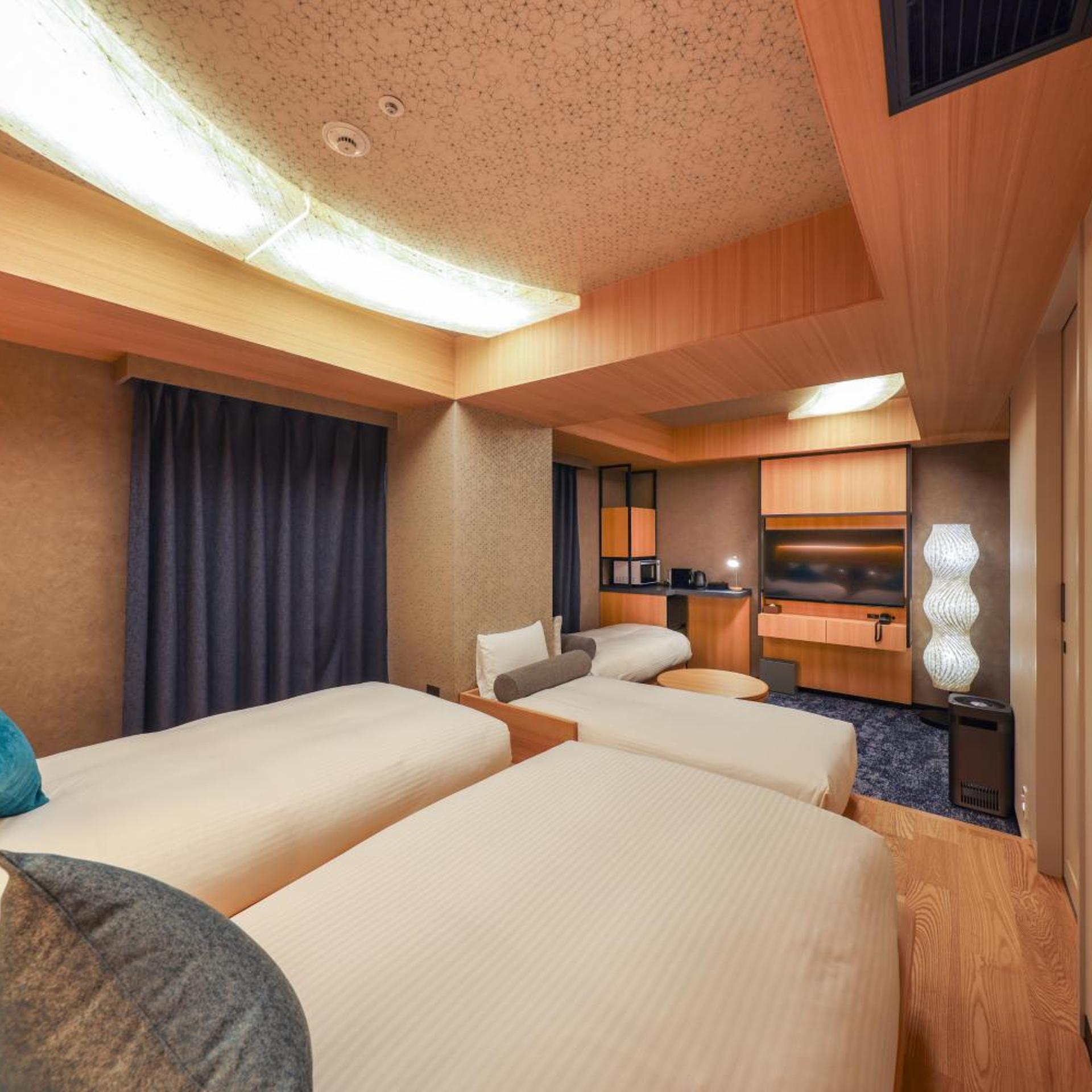 غرفة ديلوكس بسريرين منفصلين مع أريكة، Hotel Keihan Tenmabashiekimae 5/9