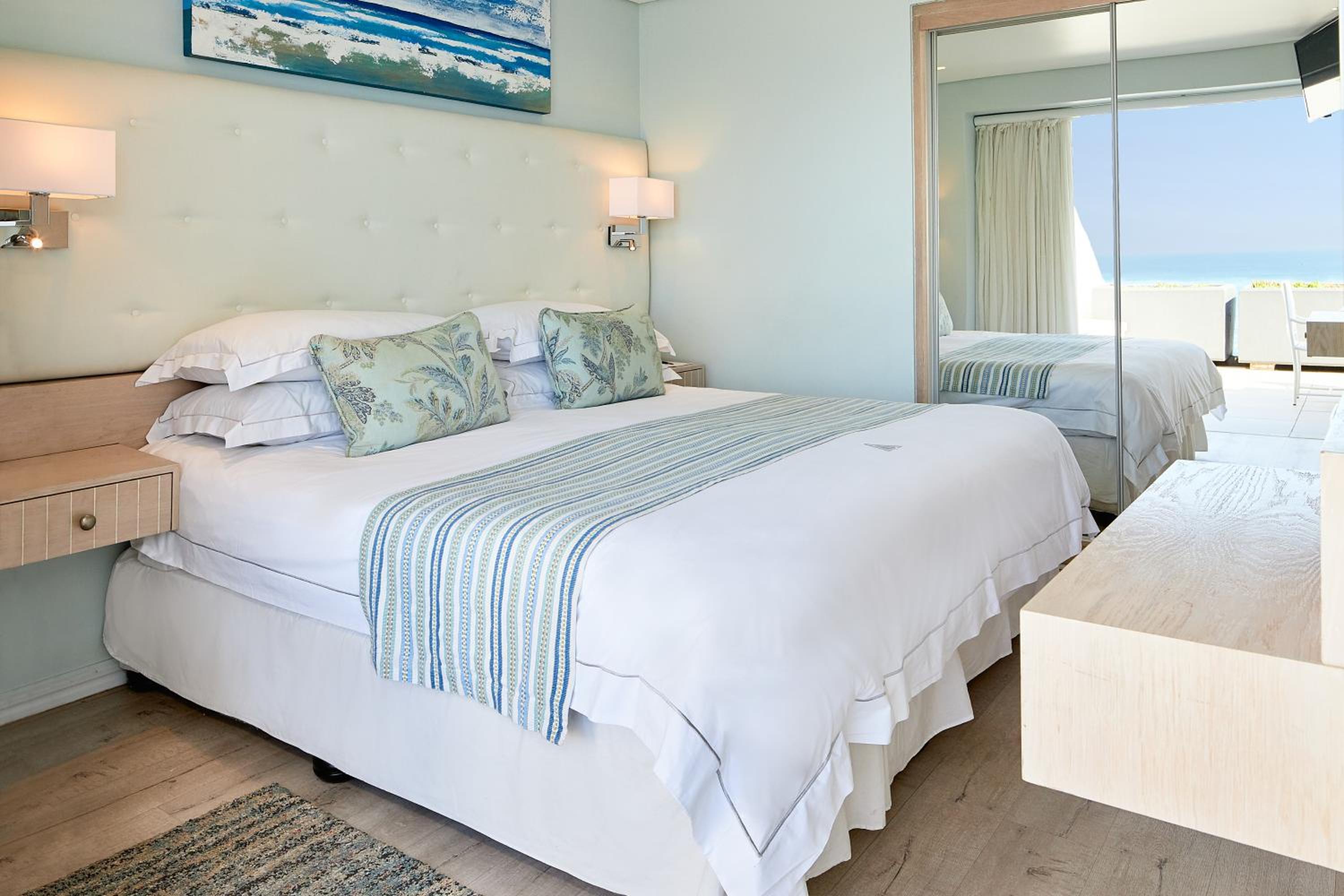 2 Bedrooms, Apartment, Sea View