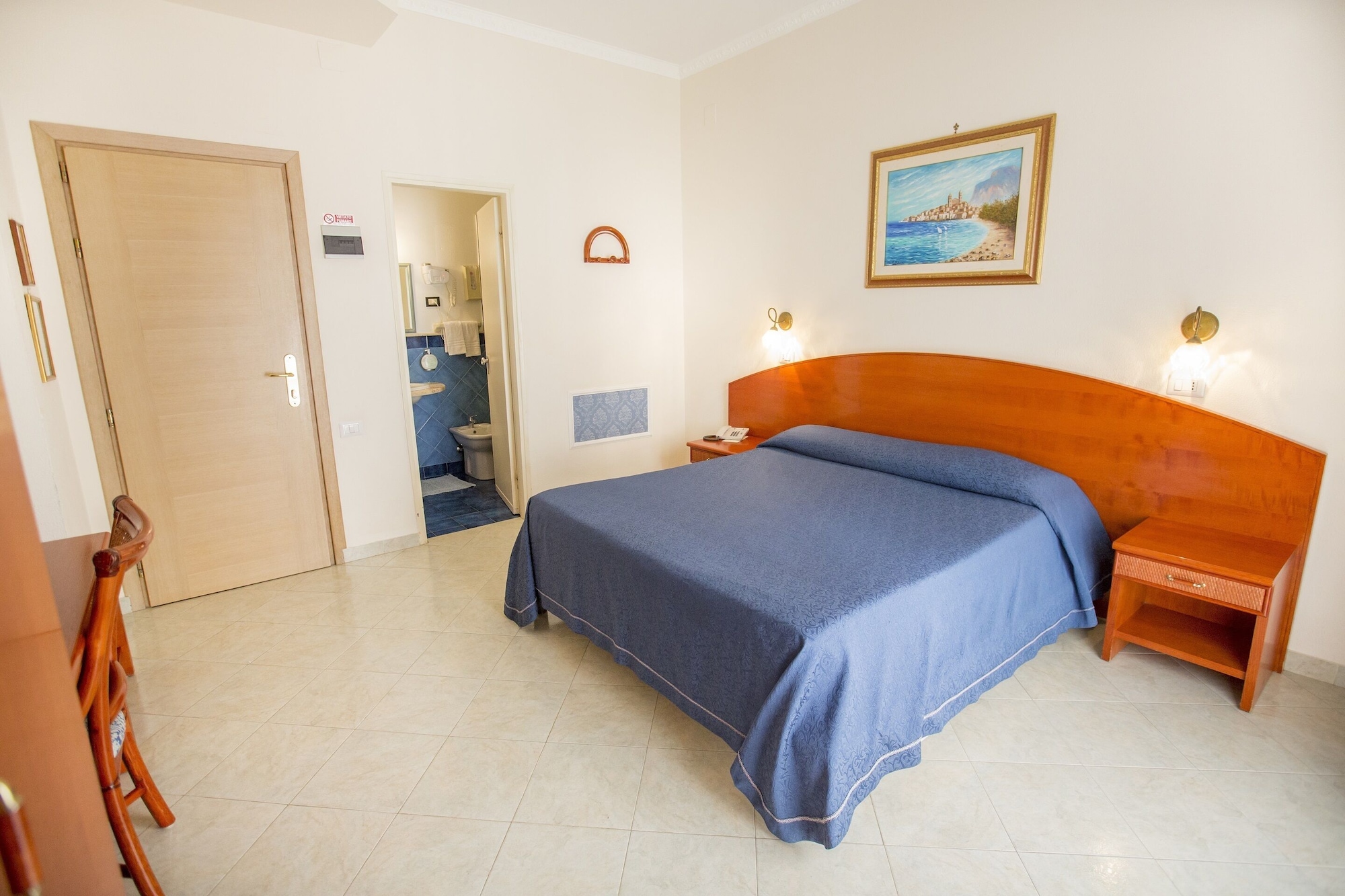 1 BEDROOM, STANDARD, BALCONY