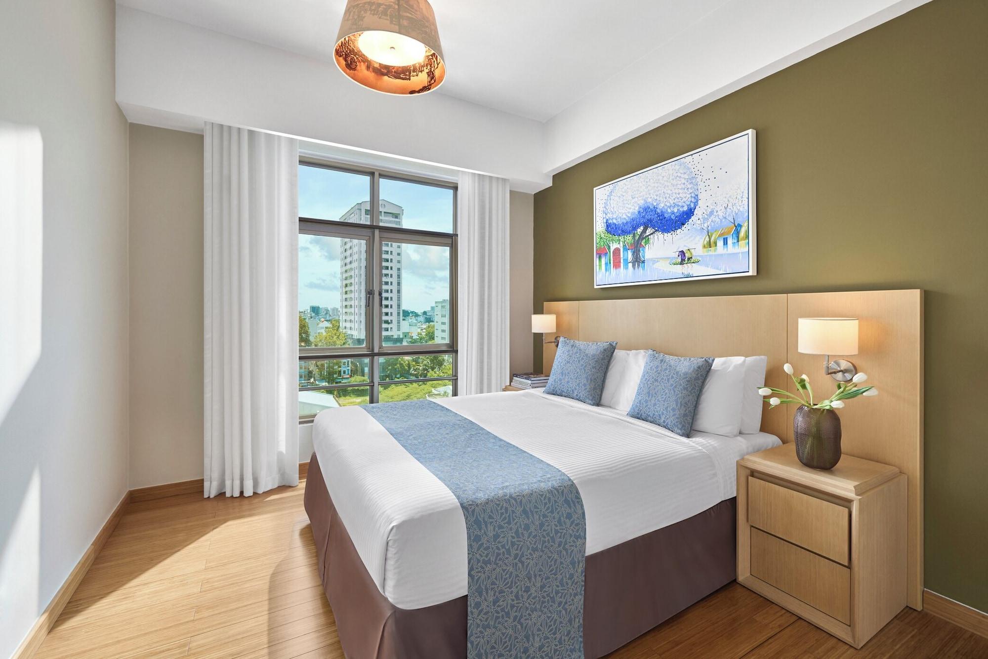 3 Bedrooms, Executive, Suite, Apartment