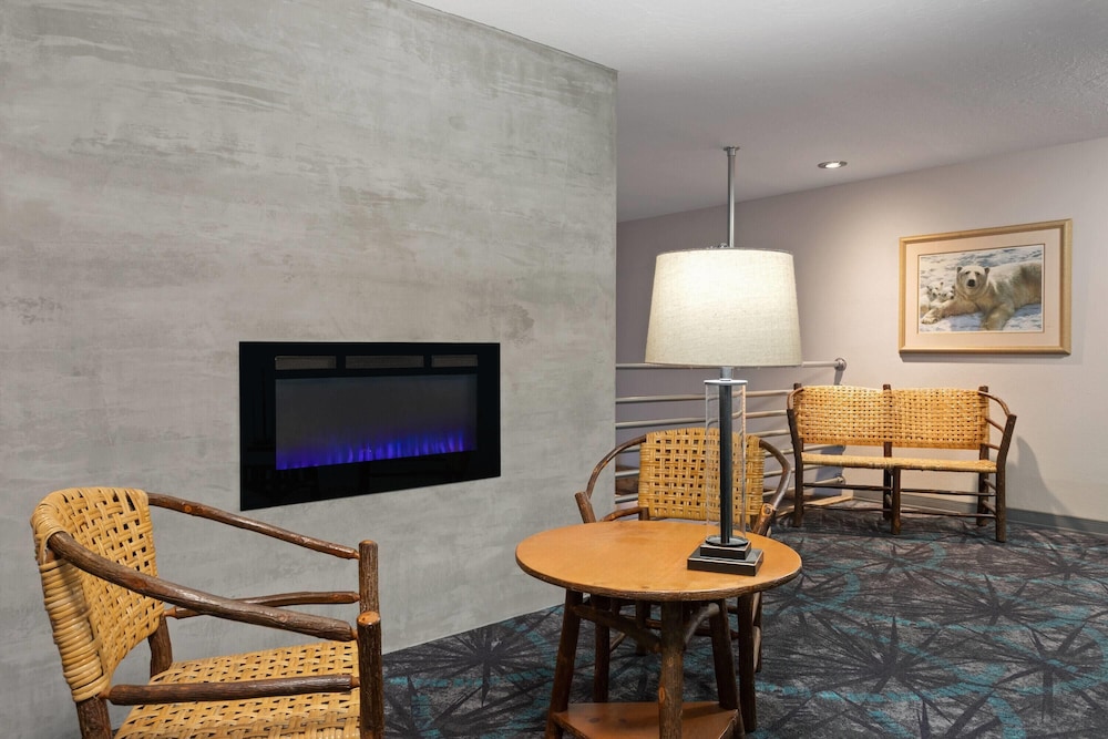 Days Inn and Suites by Wyndham Downtown Missoula-University 57/66