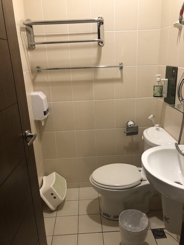 Sanyi Happiness B&B 62/70
