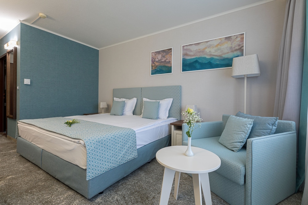 Interhotel Sandanski 14/48