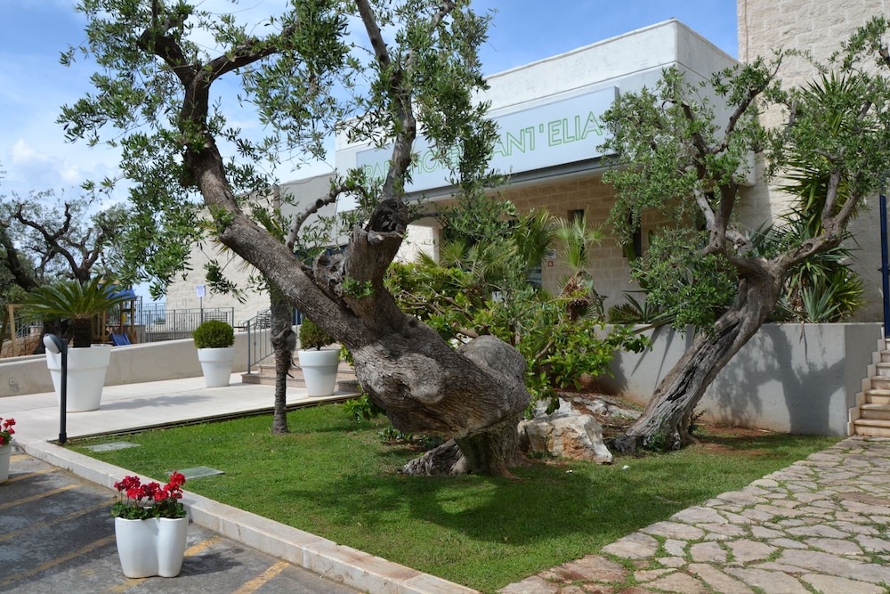 Park Hotel Sant Elia 37/40