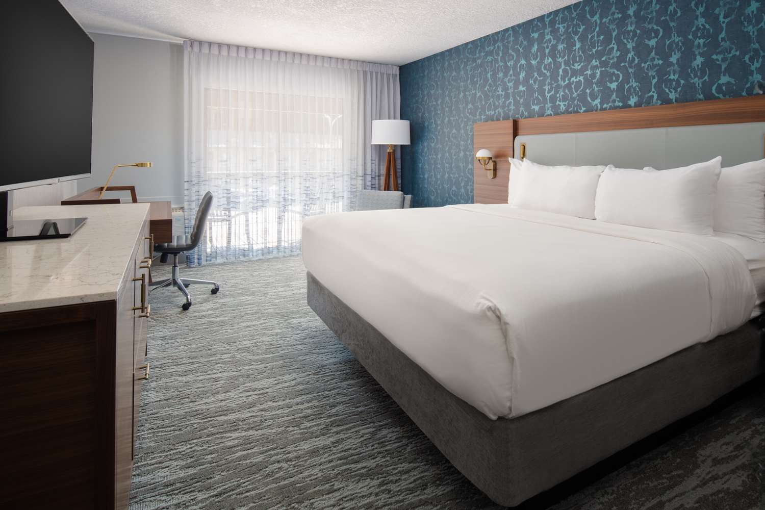 Room, Queen Bed, Accessible