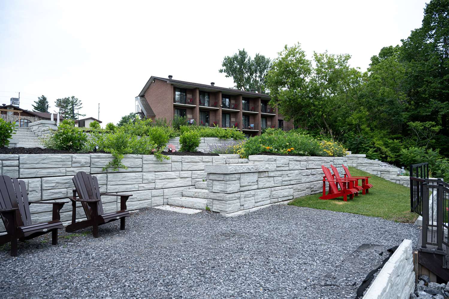 Ramada by Wyndham Ottawa On The Rideau 8/13