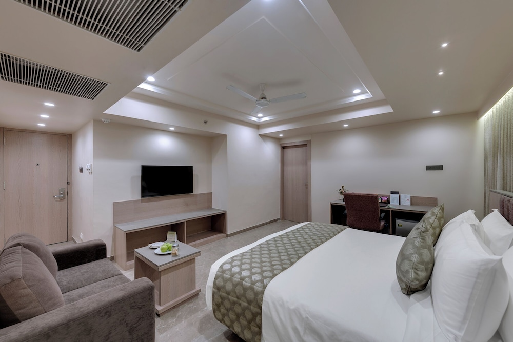 The Fern Residency Ellisbridge Ahmedabad 24/38