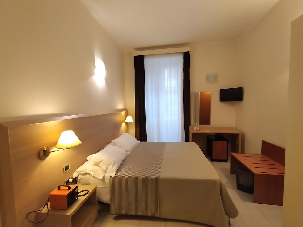Hotel Principe Eugenio 17/61