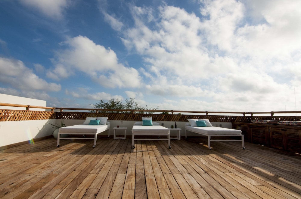 SHAVANNA HOTEL BOUTIQUE 28/55