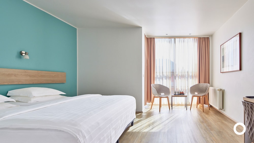 PLUS, STANDARD, DOUBLE BED