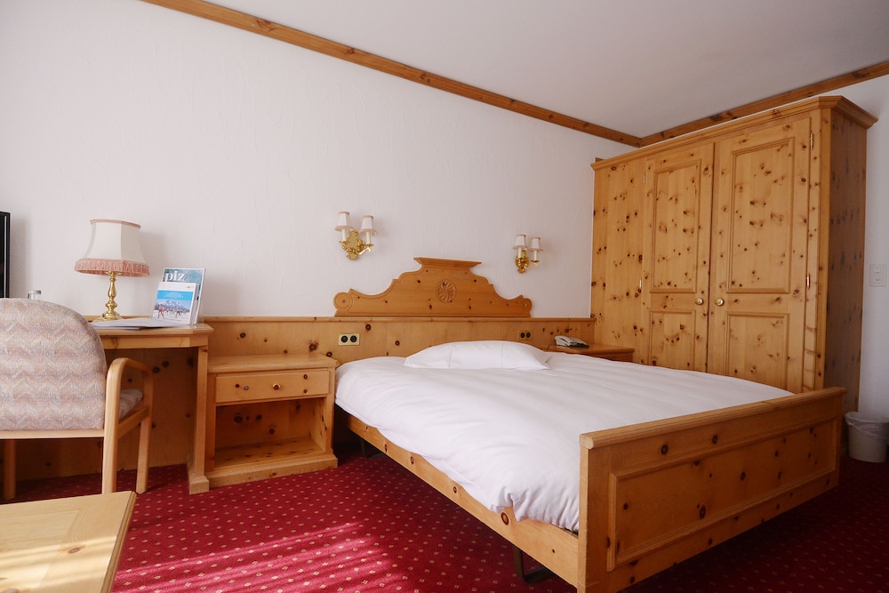 Hotel Schweizerhof Pontresina 32/68