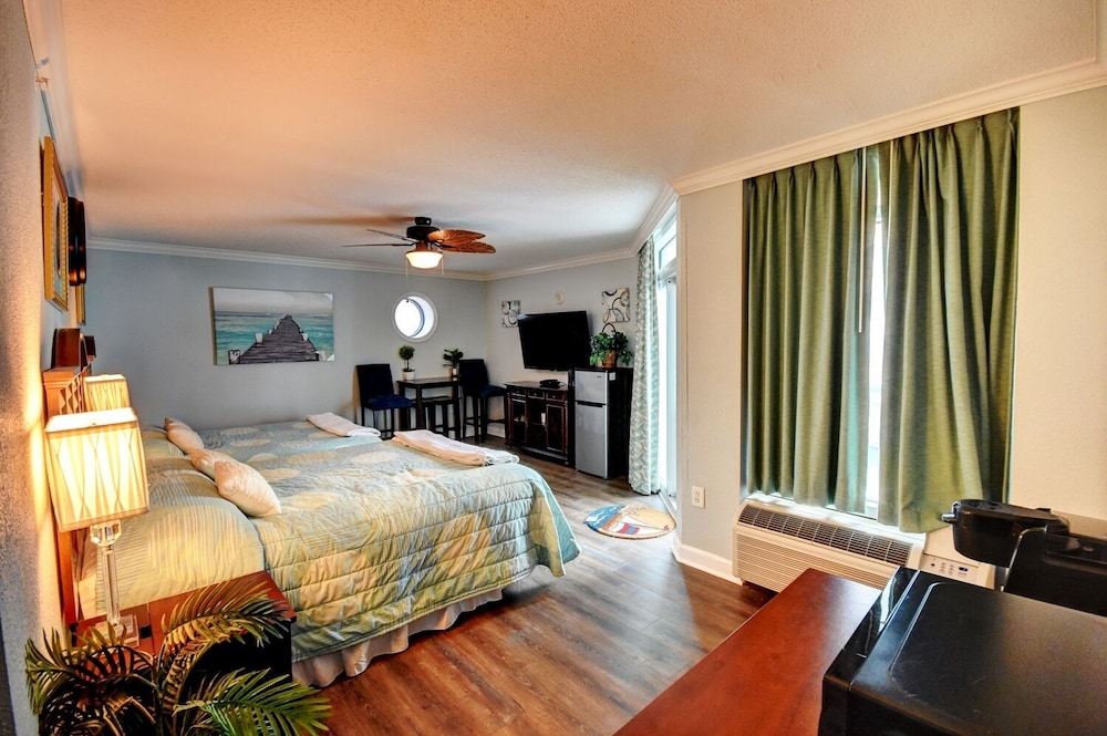 Grand Atlantic Ocean Resort 42/104