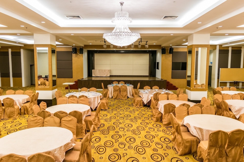 MH Sentral @ Sungai Siput Hotel 21/23