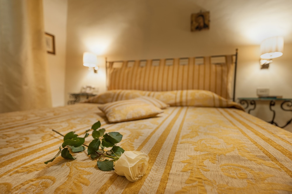 Piccolo Hotel Cortona 27/48