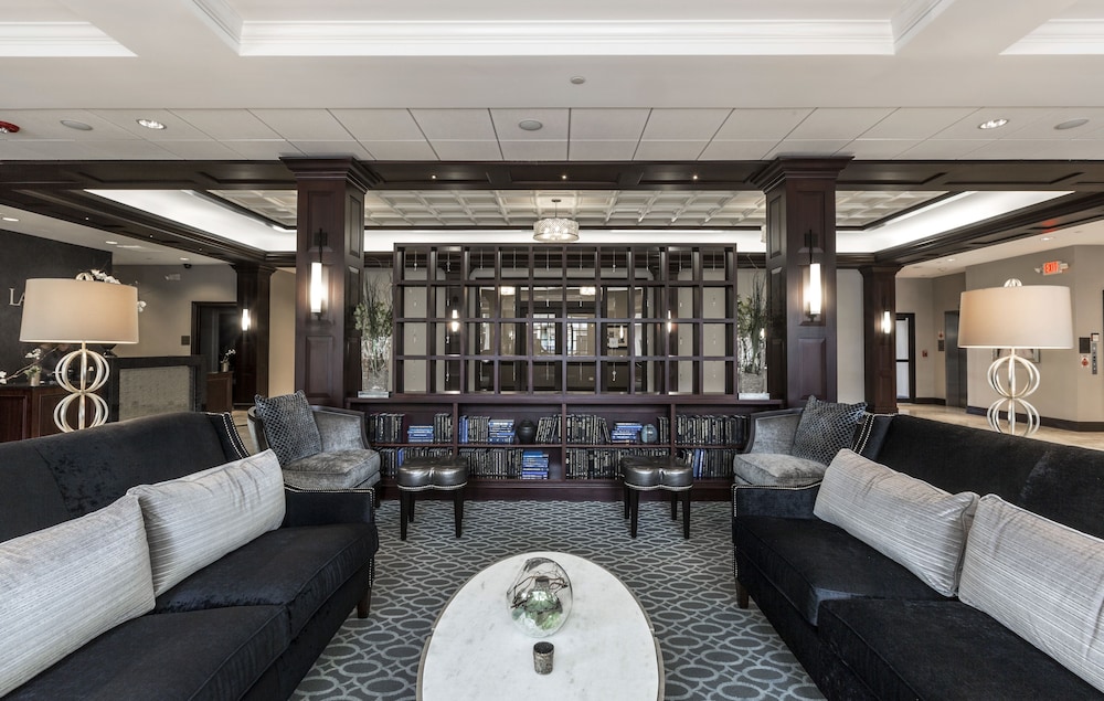 La Banque Hotel 29/40