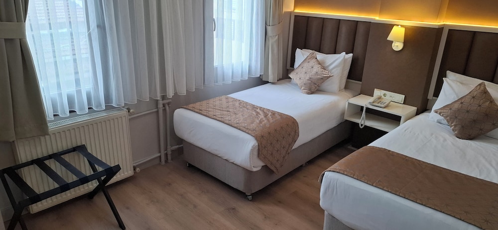 Sureyya Hotel 16/50