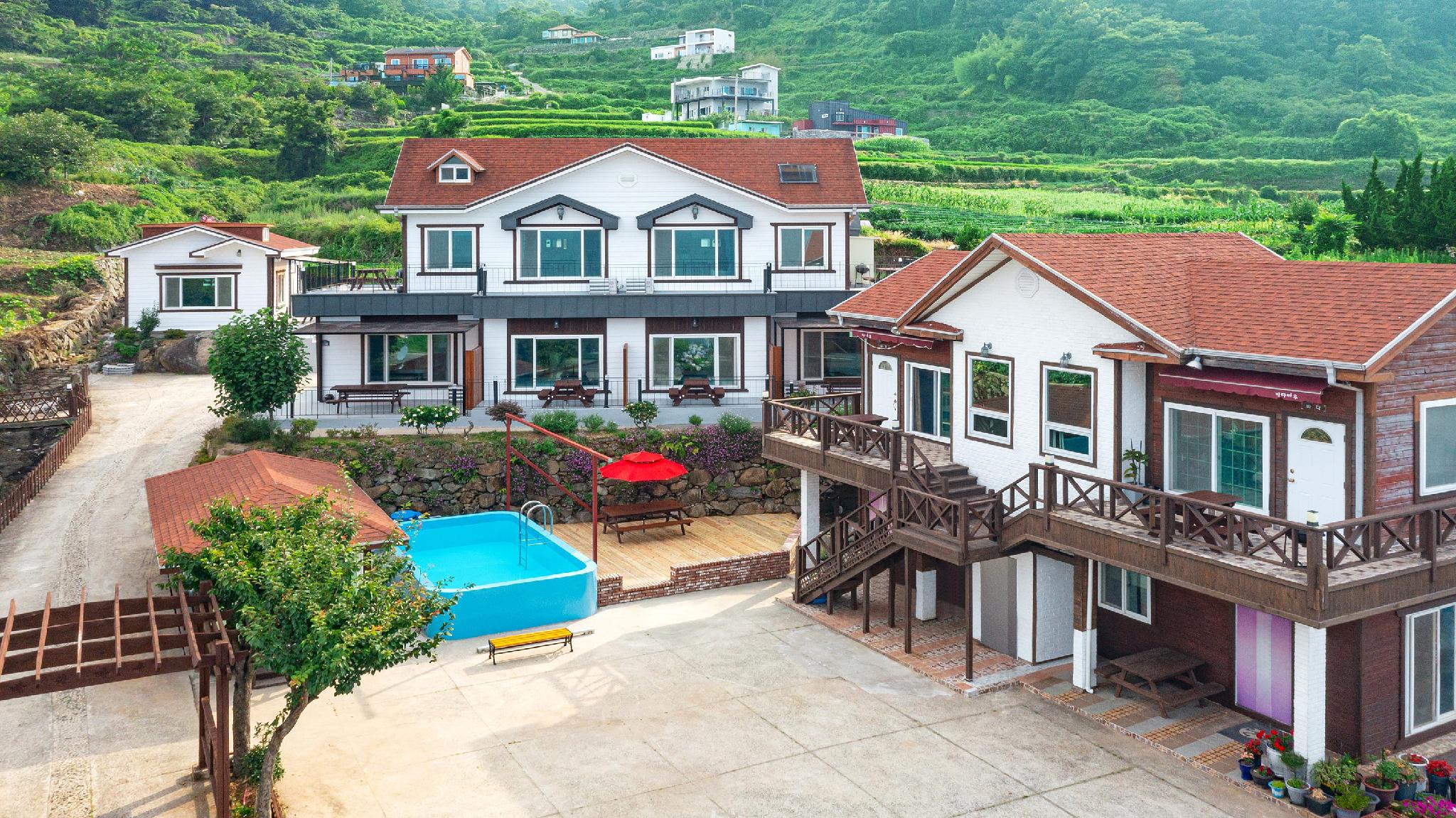 Namhae Seamaru Pension 18/20